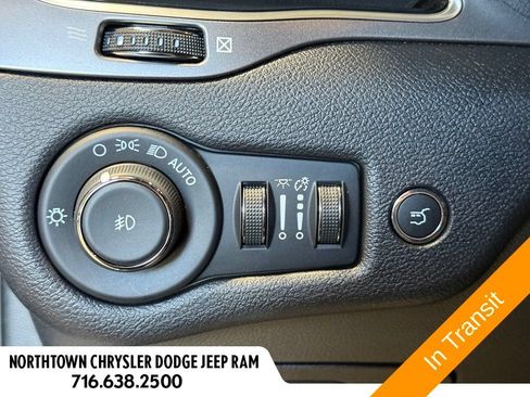 Used 2020 Jeep Cherokee Limited AWD/4WD image 22