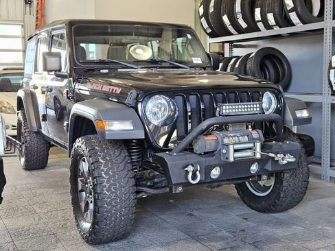 Used 2018 Jeep Wrangler Unlimited Sport image 1