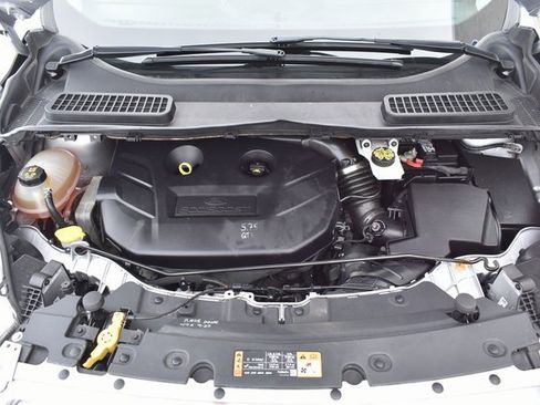 Used 2017 Ford Escape Titanium image 53