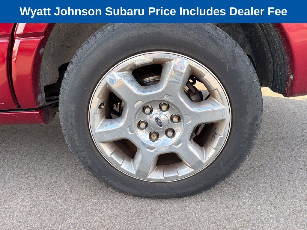 Used 2013 Ford Expedition Limited RWD image 5
