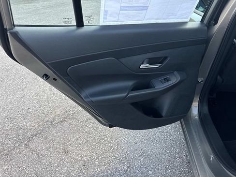 New 2027 Nissan Sentra SV w/ SV Convenience Package FWD image 13
