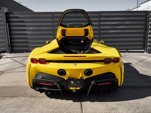 Used 2022 Ferrari SF90 Stradale image 22
