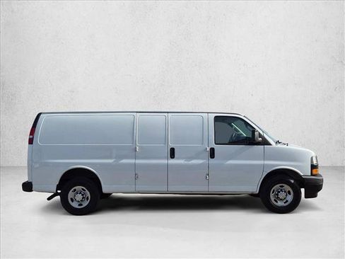 Used 2020 Chevrolet Express 2500 Extended w/ Driver Convenience Package RWD image 4