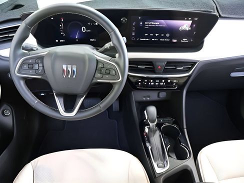 Used 2025 Buick Encore GX Avenir w/ Avenir Technology Package FWD image 13