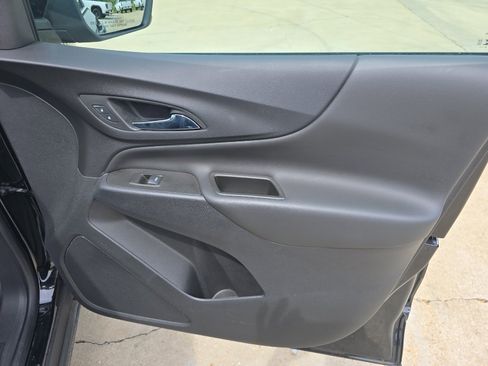 Used 2024 Chevrolet Equinox LT image 15