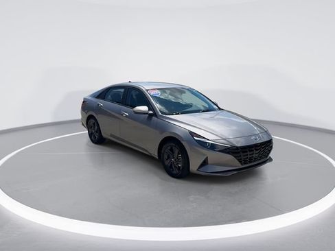 Used 2023 Hyundai Elantra Blue FWD image 1