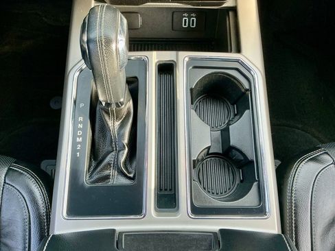 Used 2016 Ford F150 Lariat image 35