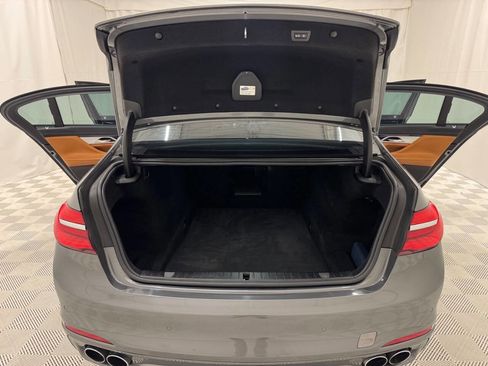 Used 2017 BMW ALPINA B7 xDrive image 50