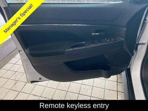 Used 2025 Mitsubishi Outlander Sport ES AWD/4WD image 9