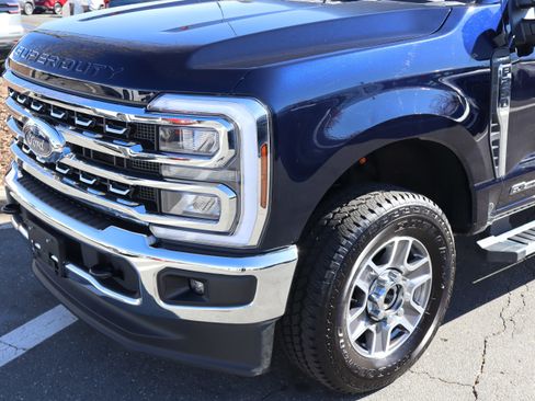 Used 2025 Ford F250 Lariat image 6