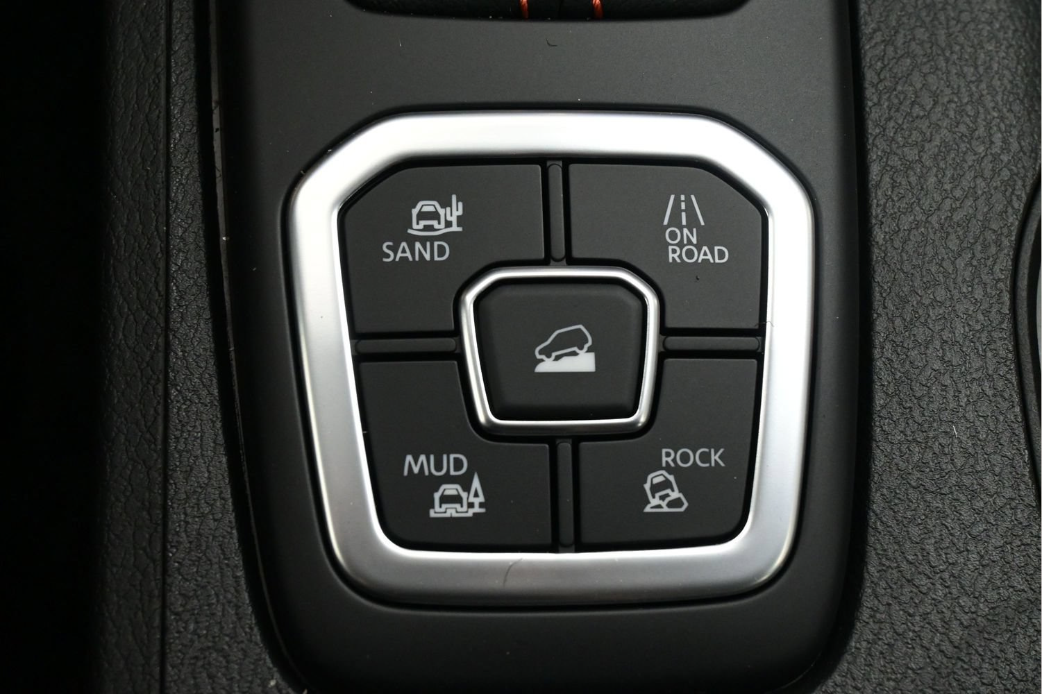 New 2026 Nissan Frontier PRO-4X w/ Pro-4x Convenience Package AWD/4WD image 19