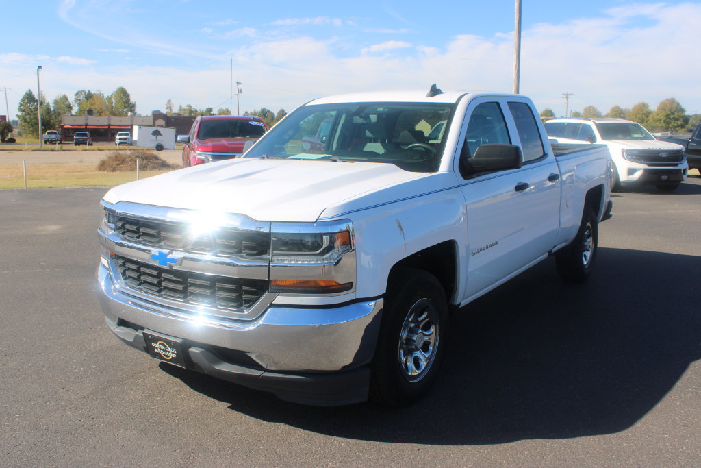 Used 2017 Chevrolet Silverado 1500 LS w/ Trailering Package RWD image 4