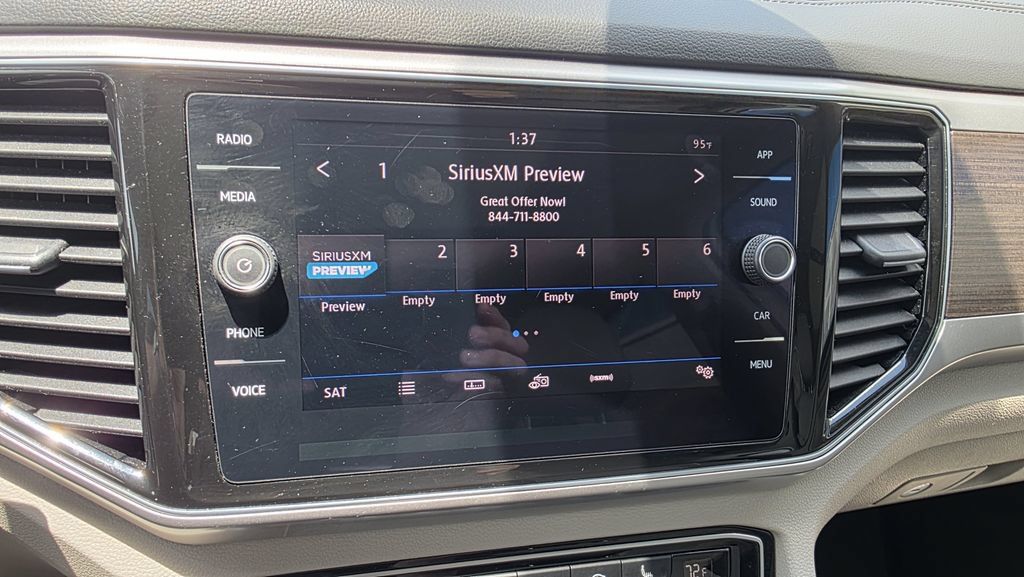Used 2018 Volkswagen Atlas SEL FWD image 25