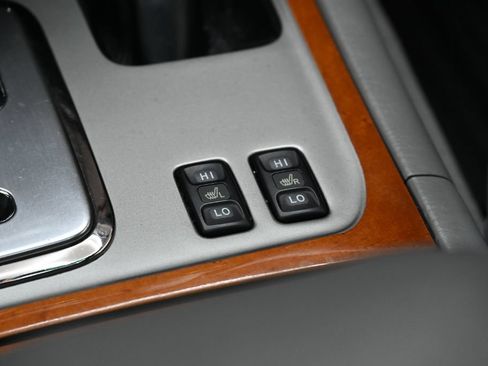 Used 2006 Lexus LX 470 4WD image 43