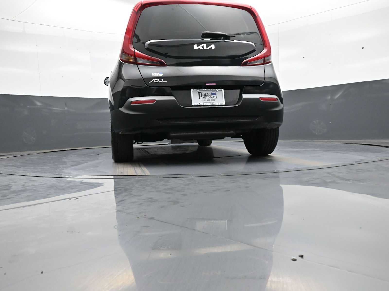 Used 2022 Kia Soul LX FWD image 29