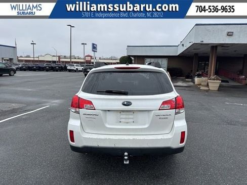 Used 2013 Subaru Outback 2.5i Limited w/ Moonroof Pkg image 6