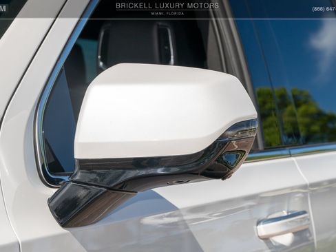 Used 2024 Cadillac Escalade ESV Luxury AWD/4WD image 62