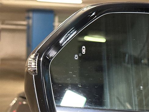 Used 2020 Hyundai Palisade Limited w/ Winter Weather Package image 20