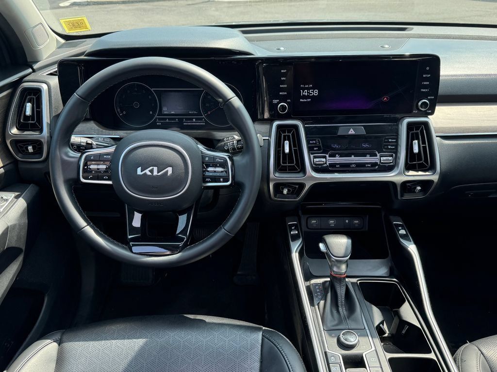 Used 2023 Kia Sorento X-Line EX AWD/4WD image 13