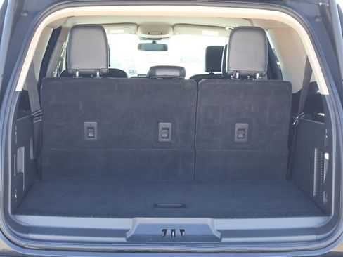 Used 2024 Ford Expedition Max XLT RWD image 11