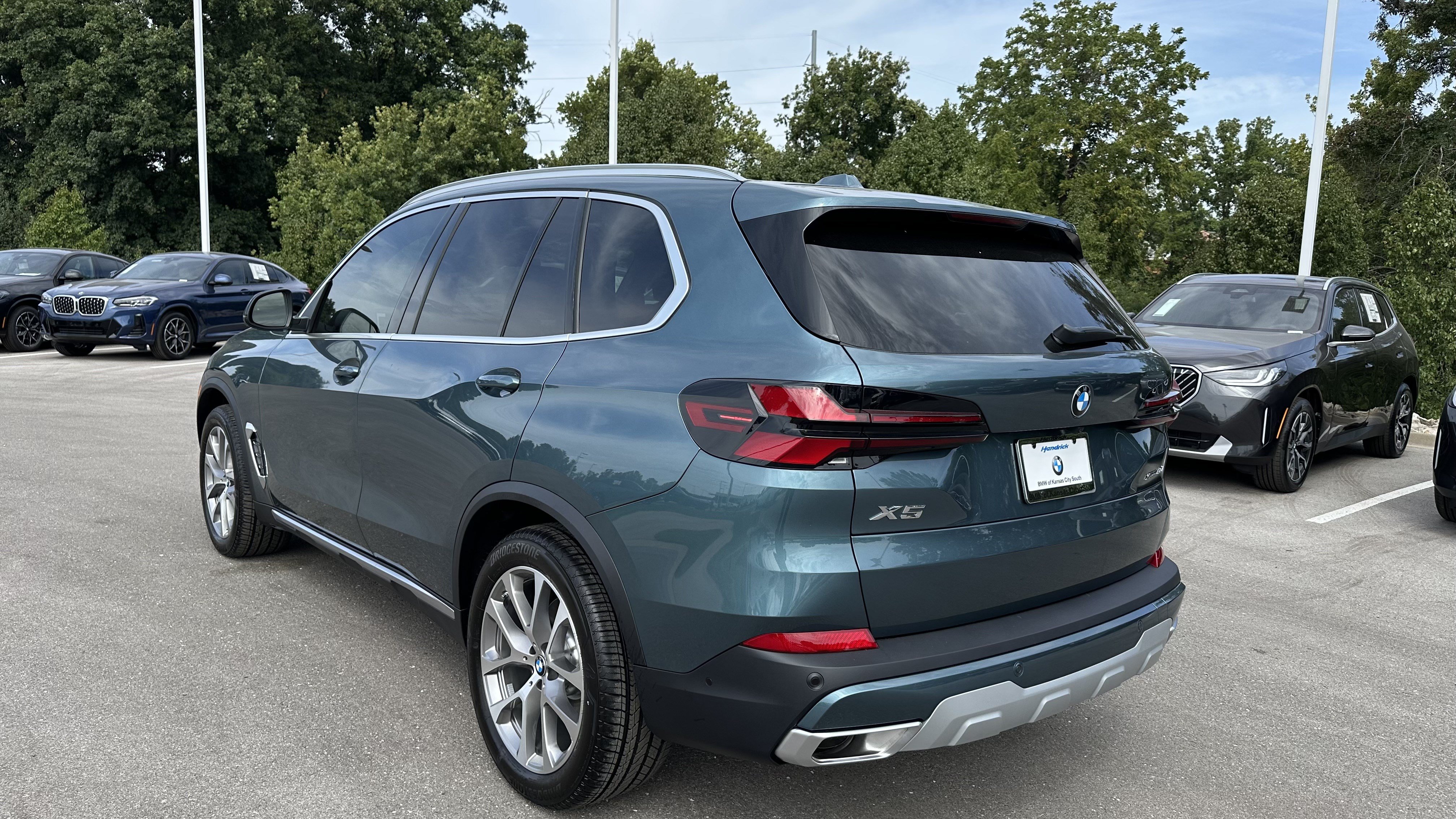 Certified 2026 BMW X5 xDrive40i w/ Climate Comfort Package AWD/4WD image 8