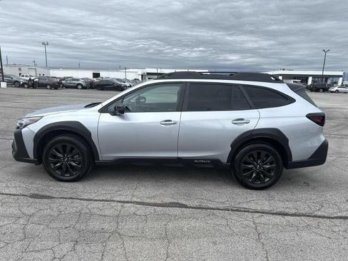 Used 2024 Subaru Outback Onyx Edition XT AWD/4WD image 10