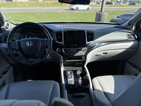 Used 2020 Honda Ridgeline RTL-E image 12