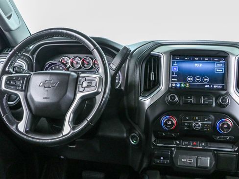 Used 2021 Chevrolet Silverado 1500 LT Trail Boss w/ Bed Protection Package AWD/4WD image 18