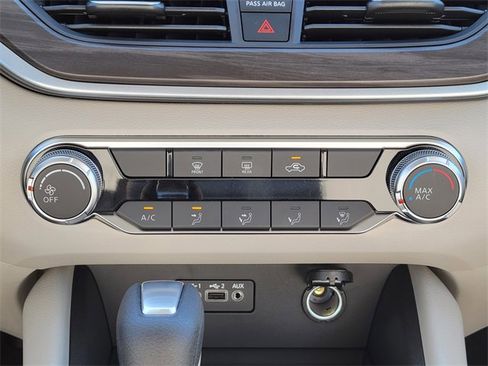 New 2025 Nissan Altima 2.5 SV image 18