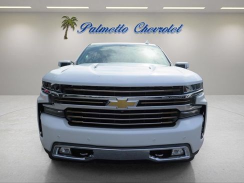 Used 2020 Chevrolet Silverado 1500 High Country w/ Technology Package AWD/4WD image 7