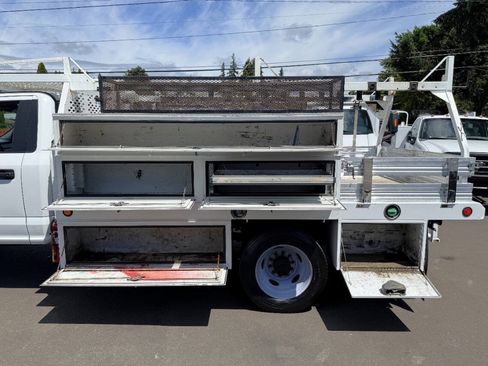 Used 2019 Ford F450 XL w/ XL Value Package RWD image 9