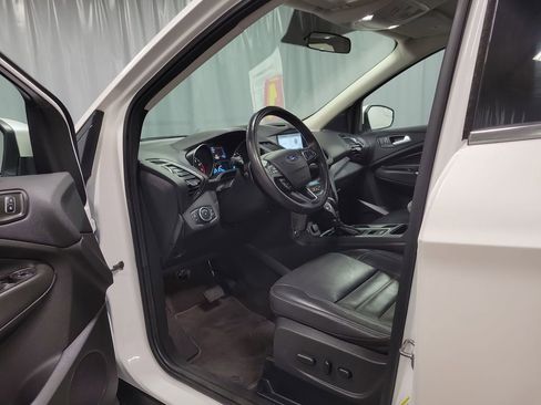 Used 2018 Ford Escape SEL AWD/4WD image 12