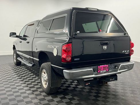 Used 2009 Dodge Ram 2500 Truck SLT w/ Popular Equipment Group image 3