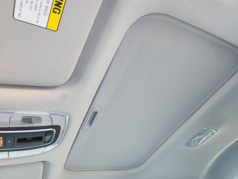 New 2026 Hyundai Elantra Limited image 24