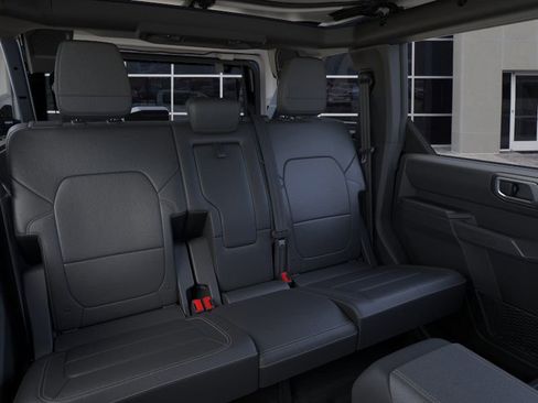 New 2025 Ford Bronco Badlands image 11