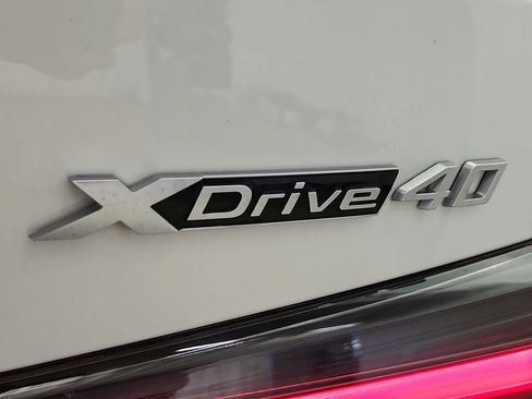 Used 2024 BMW i4 xDrive40i AWD/4WD image 40