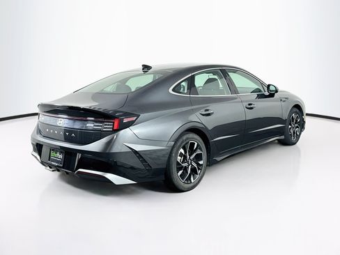 Used 2025 Hyundai Sonata SEL FWD image 9