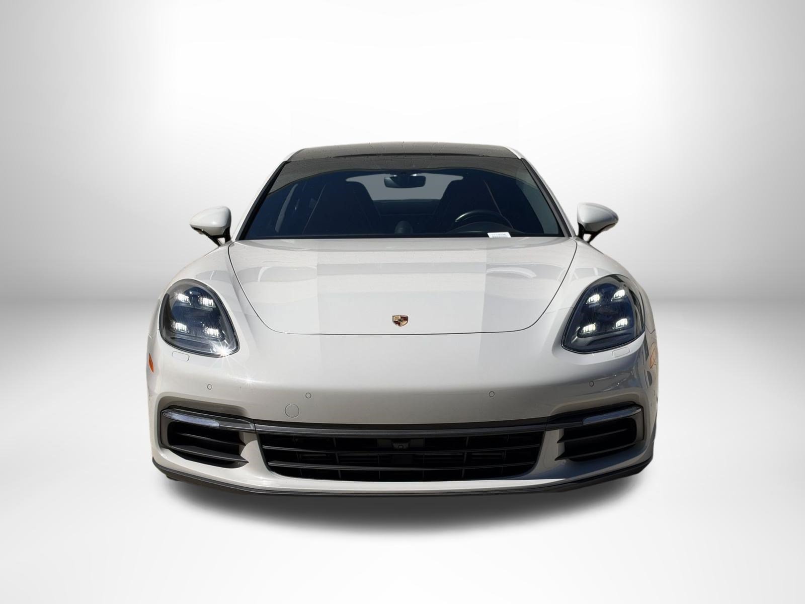 Used 2018 Porsche Panamera 4 AWD/4WD image 8