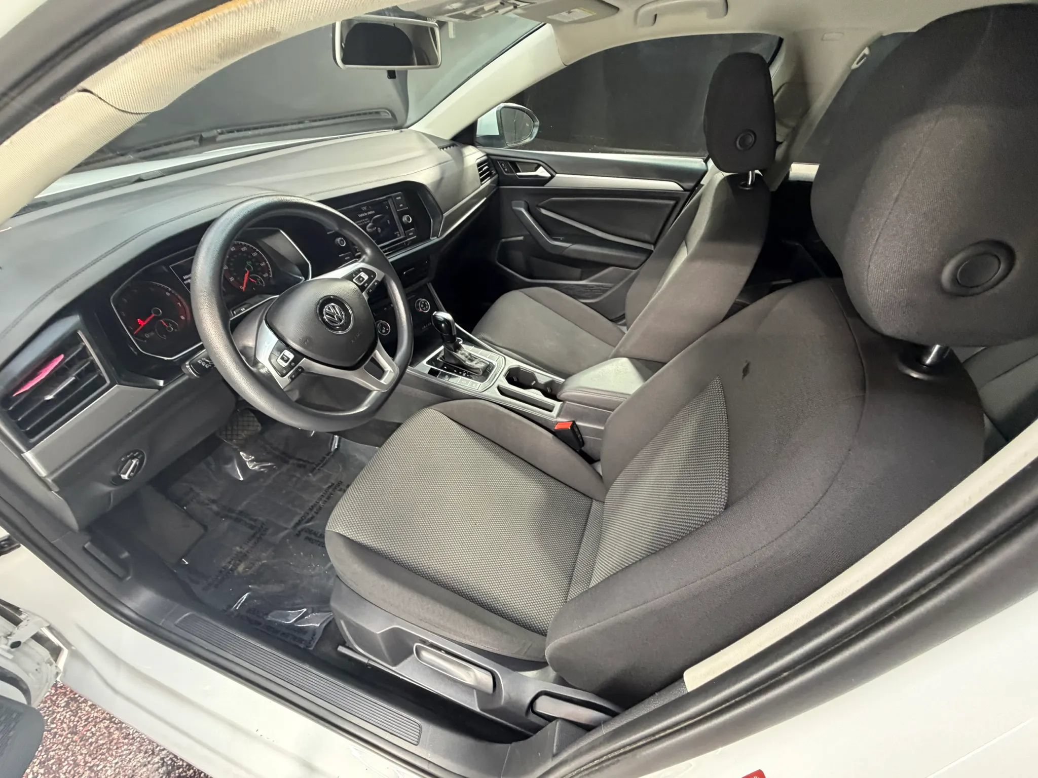 Used 2021 Volkswagen Jetta SE FWD image 13
