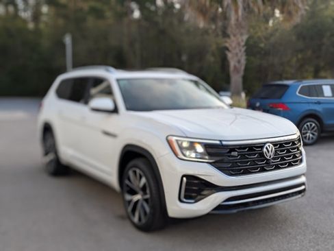 New 2026 Volkswagen Atlas SEL Premium R-Line AWD/4WD image 3