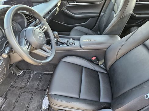 Used 2021 MAZDA MAZDA3 s FWD image 11