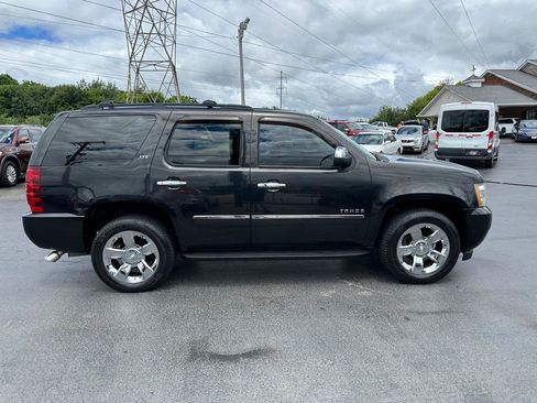Used 2011 Chevrolet Tahoe LTZ AWD/4WD image 5