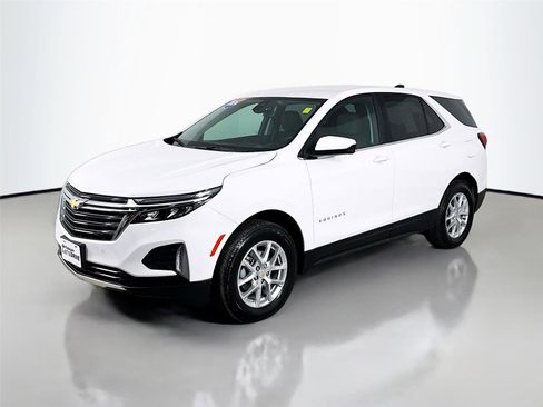 Used 2024 Chevrolet Equinox LT image 4