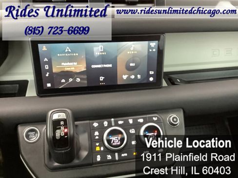 Used 2020 Land Rover Defender 110 SE AWD/4WD image 25