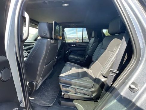 Used 2021 GMC Yukon Denali w/ Denali Ultimate Package AWD/4WD image 12