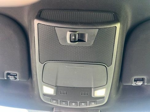 Used 2019 Ford F150 XLT w/ Equipment Group 302A Luxury AWD/4WD image 28