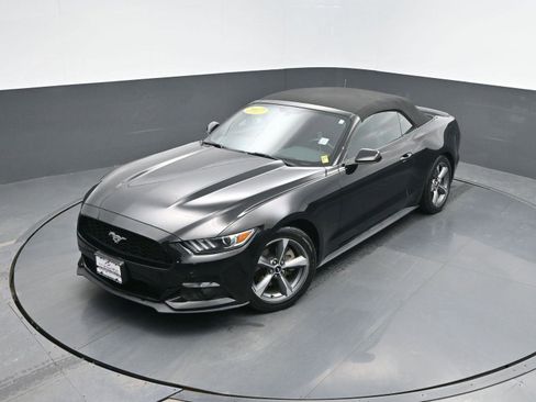 Used 2017 Ford Mustang Convertible w/ Equipment Group 051A image 29