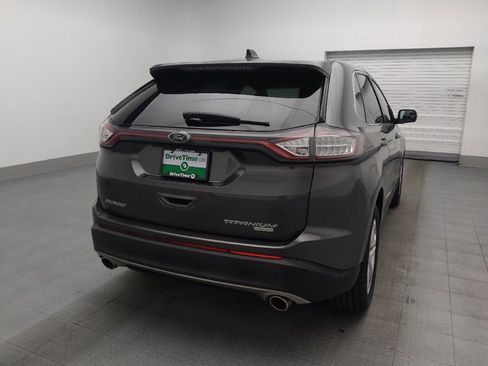 Used 2018 Ford Edge Titanium w/ Technology Package FWD image 7