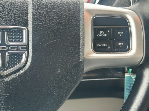 Used 2014 Dodge Grand Caravan SXT w/ Rear Park Assist Package image 24