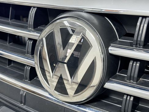 Used 2020 Volkswagen Jetta SE FWD image 29